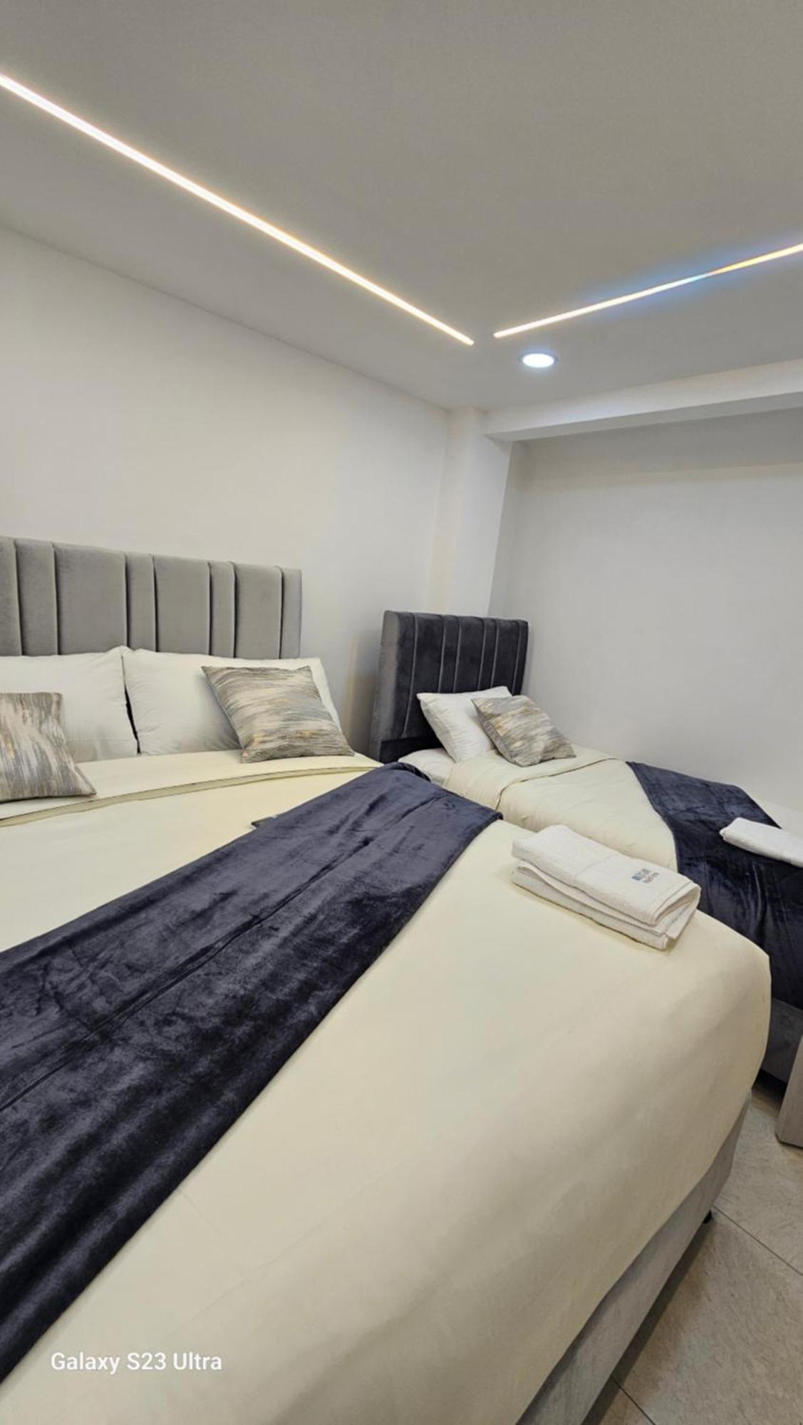 Hotel West Inn Богота Екстериор снимка